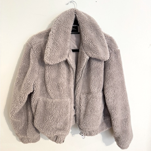 Urban Outfitter Sherpa bomber jacket - Picture 1 of 6